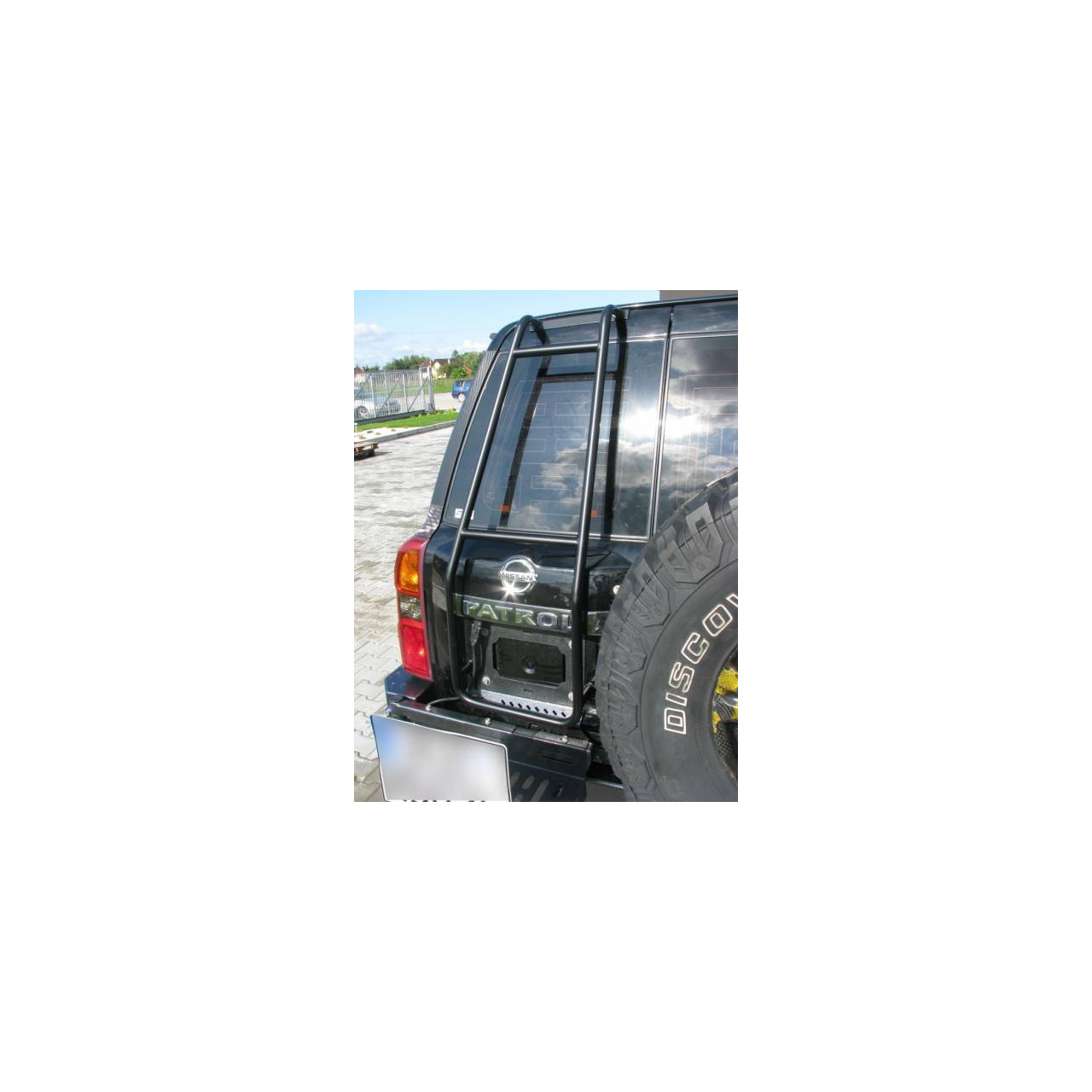 Drabinka bagażnika Nissan Patrol Y61 GU4